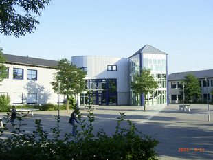 Lise-Meitner-Gymnasium