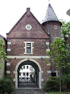Torbogen am Schloss Neersen