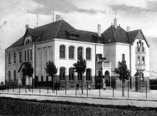 Die neu eröffnete Schule Willicher Heide